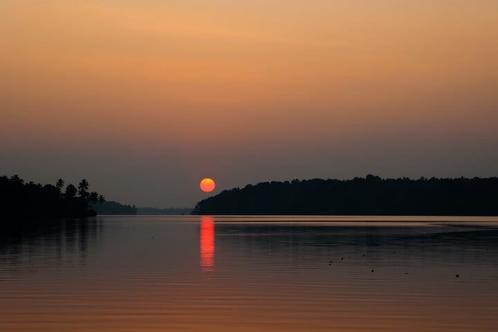 Kanyakumari &amp; Poovar Lake tour - Chuttibaaz