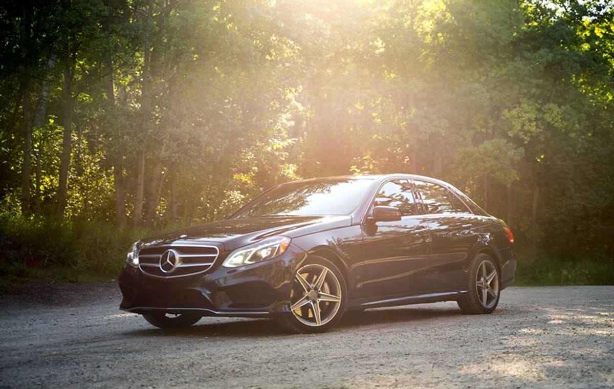 Private Calgary to Banff One-way Transfer in Luxury Car