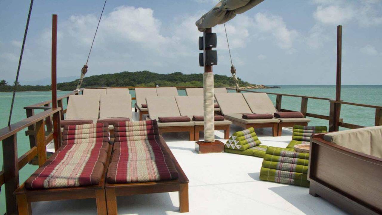 Luxury Boat Around Samui 6