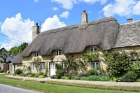 Thatched cottage in Minster Lovell