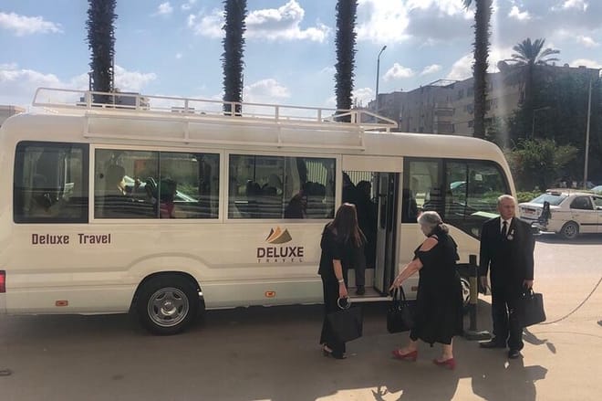 Deluxe Travel Egypt, Cairo airport transfer, Cairo transfer, Deluxe Tours Egypt, airport transfer Cairo, Egypt airport transfer, book airport transfer in Cairo, Cairo airport airport transfer