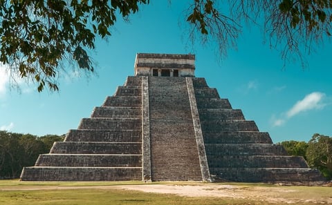 Chichen Itza Early Access Small-Group Tour from Playa del Carmen