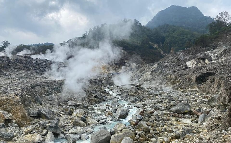 Hiking and Birdwatching at Ratu Crater from Jakarta