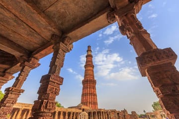 8-Days Delhi,Varanasi,Agra and Jaipur.includes,Hotel,Vehicle And Train Tickets.