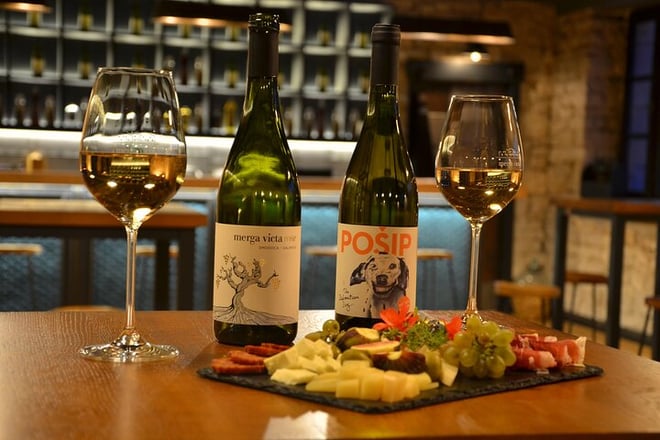 Wine Tasting at Black Island Winery - Photo 4