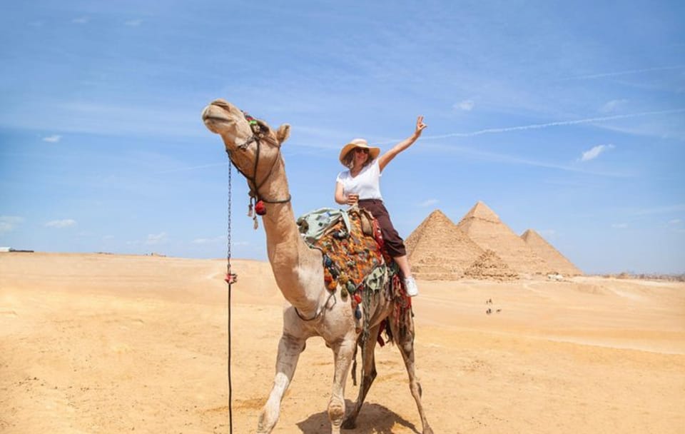Private Camel Ride and Nile Lunch at Giza Pyramids