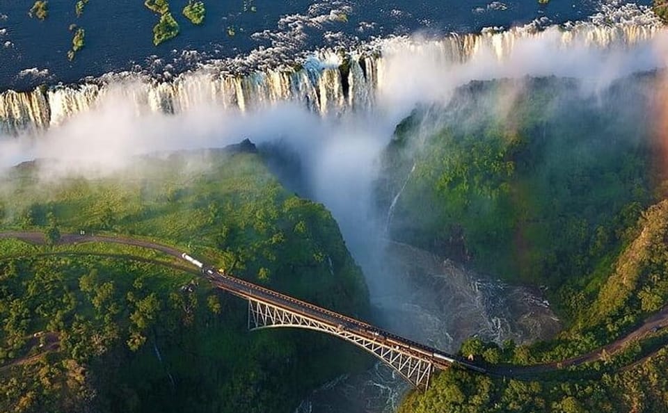 3-Day Victoria Falls Tour with Hotel Stay and Meals