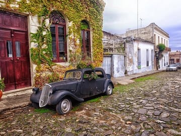 Two-Day Tour of Colonia de Sacramento from Buenos Aires