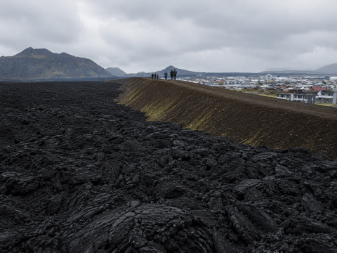 Grindavik: Eruption Site and Town Walking Tour, photo 2