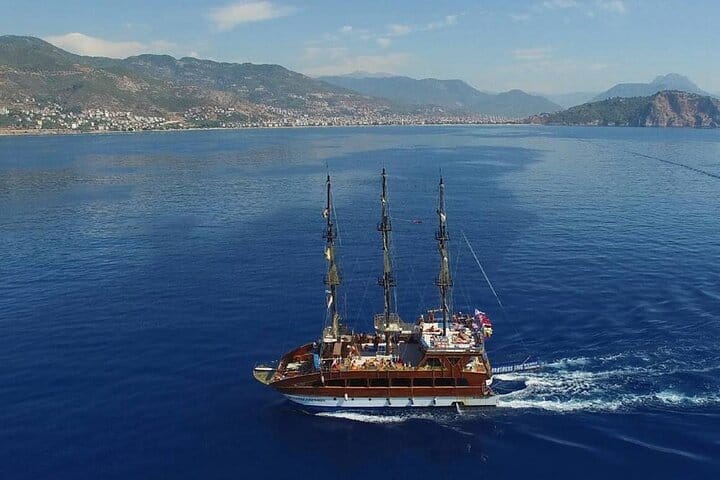 Alanya Catamaran Boat Tour with Lunch, Soft Drinks & Transfer 4