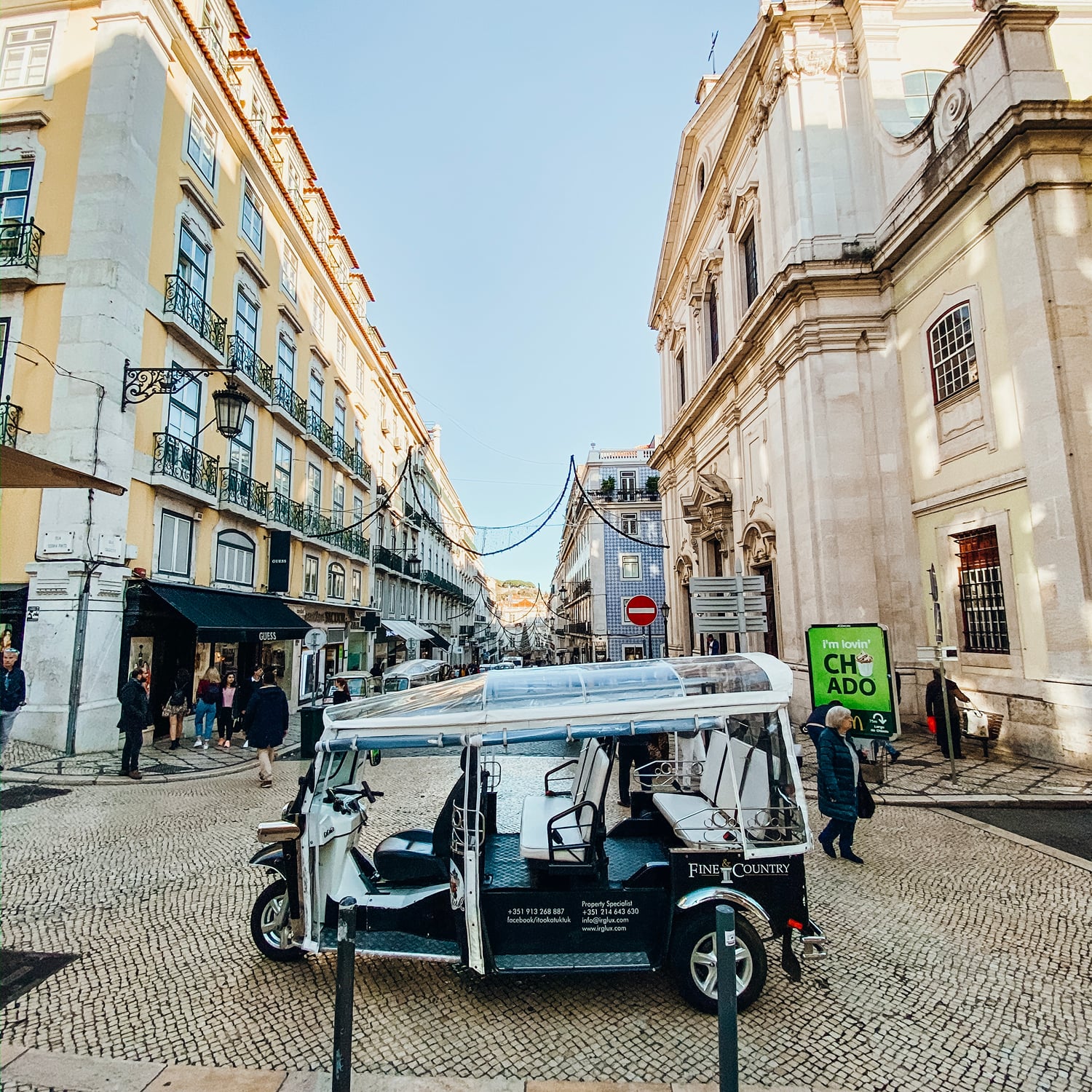Lisboa de tuk-tuk: dia inteiro