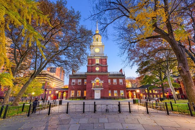 Explore the Landmarks of Philadelphia from New York