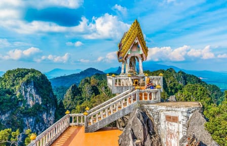 Krabi: Emerald Pool, Blue Pool and Tiger Cave Temple Tour