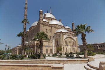 Private Walking Tour of Islamic Cairo with Local Guide