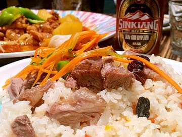 Shanghai Night River Cruise Tour with Xinjiang Style Dining Experience
