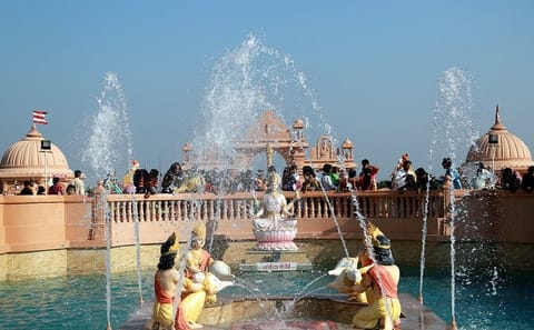 Delhi Akshardham Tour on Private Basis with All shows