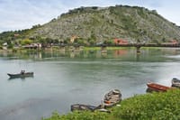 Shkodra Castle and Boat Trip at the Lake - Daily Tour from Tirana 2