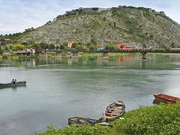Shkodra Lake, Rozafa Castle and Lezha Day Tour from Tirana