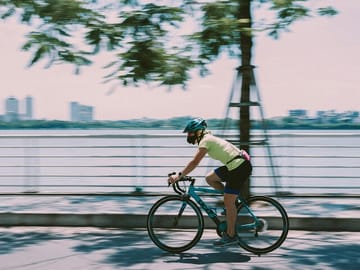 Cycling Tour of West Lake: Pagodas and Sunset Views in Hanoi