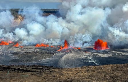 Big Island: Volcano, Waterfalls & Coffee Group Tour