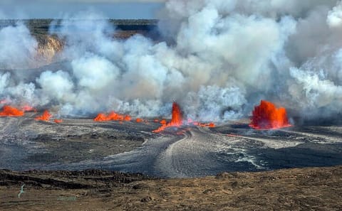 Big Island Volcanoes, Waterfalls, and Coffee Tour