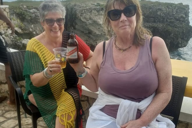 Blue Hole Mineral Spring and Rick's Cafe Sunset Tour 7