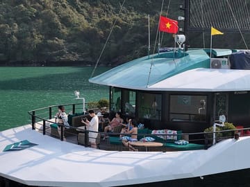 Lan Ha Bay Kayaking On Luxury Catamaran Cruise Tour