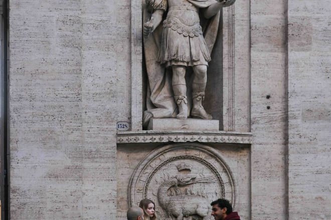 Immersive Ancient and Historic City Of Rome Walking Tour