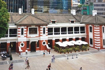 Hong Kong Highlights Tour with Peak Tram and Dim Sum Tasting