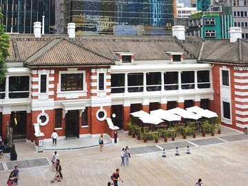 Top-Rated Hong Kong Tour: Peak Tram, Dim Sum & Cultural Sights
