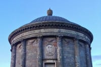 Londonderry Private Walking Tour With A Professional Guide 1