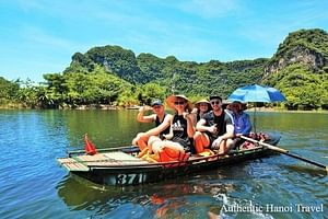 Small Group Day Tour Hoa Lu Trang An Mua Cave with Boat & Bike