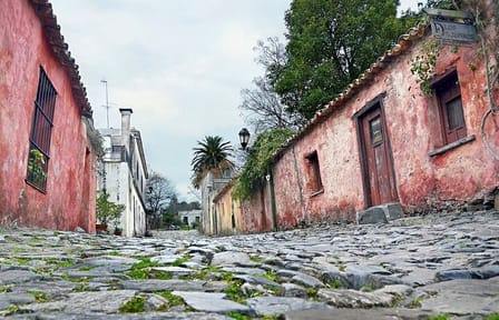 Two-Day Cultural Tour of Colonia del Sacramento from Buenos Aires