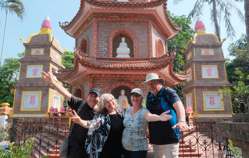 Vegan Cooking Class and Pagoda Tour in Hanoi