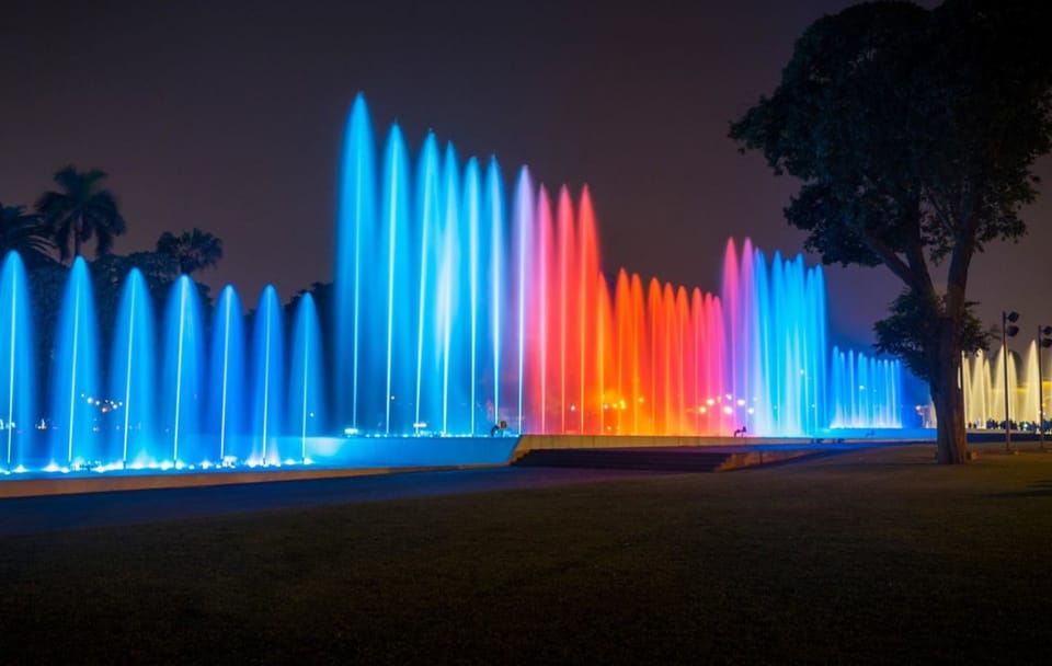 Guided Tour of the Magic Water Circuit in Lima, Peru