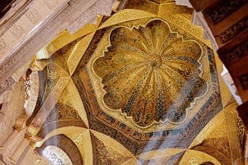 Private 10-Hour Cultural Tour of Córdoba with Photography Session