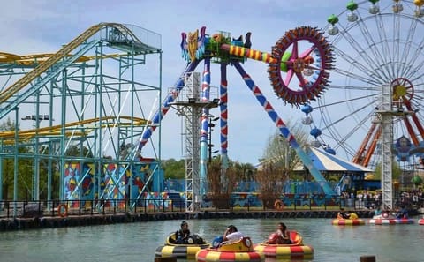 Parque de La Costa Day Tour from Buenos Aires