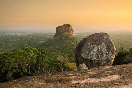 Explore Sigiriya Rock Fortress and Dambulla Cave Temple Tour from Kandy