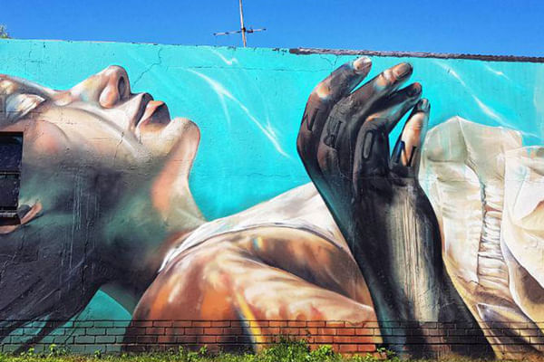 Discover the cultural and historic highlights of Johannesburg and Soweto on the Rise to Freedom Tour.