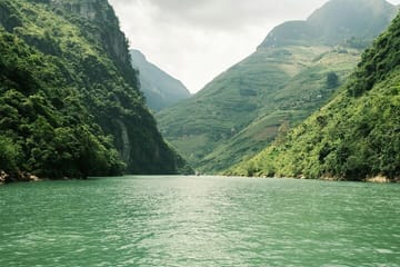 2-Day Ha Giang Loop Motorbike Adventure from Hanoi