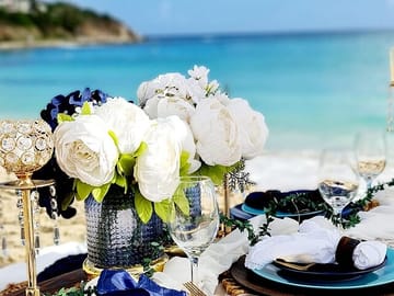 Private Gourmet Picnic Experience at Simpson Bay Beach