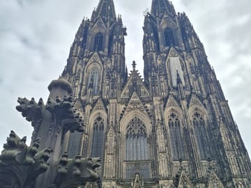 Cologne panorama with  free time in Düsseldorf