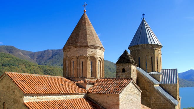 Ananuri Fortress 