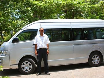 Our drivers are friendly that will take you to enjoy your day in Roatan paradise