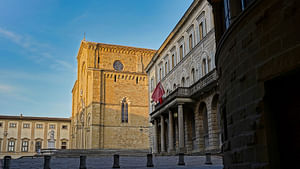 Discover Arezzo Tour with Museums Pass 