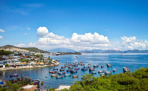 14-Day Adventure Tour from Ho Chi Minh City to Hanoi