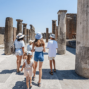 Pompeii Tour: Explore the Ruins from Naples! Driver, Guide and Ticket Included