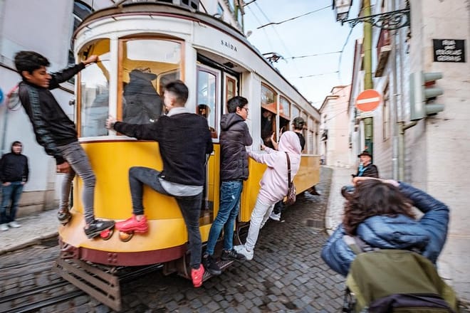 Lisbon Walking Tour with a Photographer - Morning Edition 4