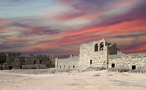 Private Full Day Tour of Umm el-Jimal and Desert Castles from Amman