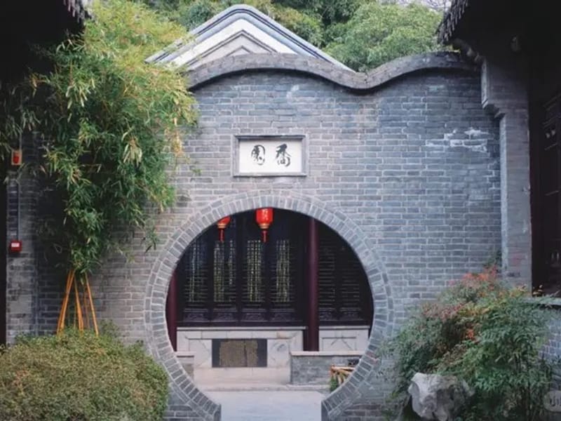 Shanghai: Changzhou Tianning Temple & Jiaoxi Day Trip